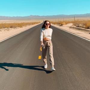 Meet your Posher, Samantha